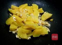 咸蛋南瓜的做法图解11