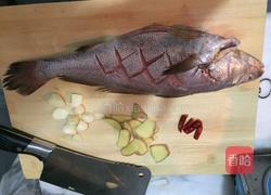 红烧大米鱼的做法图解2