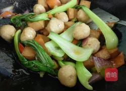 鱼丸鱼豆腐炒时蔬的做法图解7