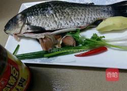 家常酱鲫鱼的做法图解1