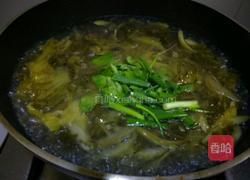 酸菜猪血汤的做法图解8