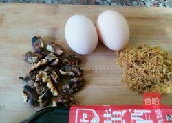 核桃炖蛋的做法图解1