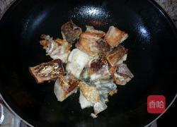 青椒炒鱼块的做法图解4