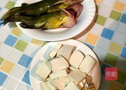 黄骨鱼炖豆腐的做法图解2