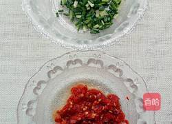 剁椒丝瓜炒鸡蛋的做法图解2