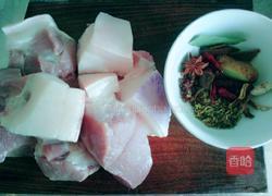 卤猪肉的做法图解1
