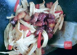 红烧肉烧腐竹的做法图解5