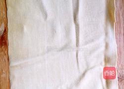 山药肉末豆皮卷的做法图解5