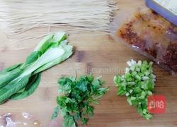 自制酸辣粉的做法图解1