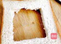 土司煎蛋的做法图解2