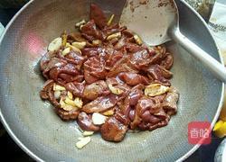青椒炒猪肝的做法图解5