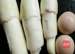 茭白炒鸡蛋的做法图解1