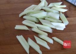 虾仁西芹腰果的做法图解5