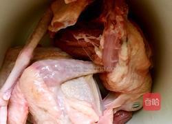 鸽子红枣汤的做法图解2