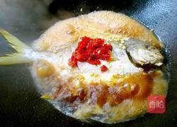红烧鲳鳊鱼的做法图解7