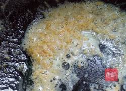 咸蛋黄炒苦瓜的做法图解4