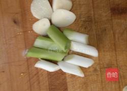 素炒洋白菜的做法图解3