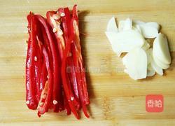 韭菜花炒肉丝的做法图解3