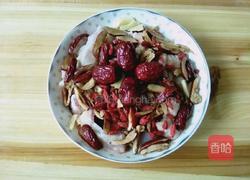 红枣杞子蒸滑鸡的做法图解4