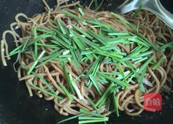 肉丝炒面的做法图解7