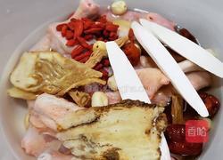 清炖鸭肉的做法图解2