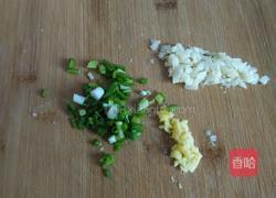 青椒炒猪皮的做法图解6