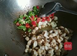 香菇炒鸡块的做法图解7