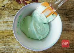 彩虹慕斯蛋糕的做法图解17