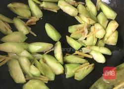 蛤蜊丝瓜汤的做法图解4