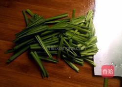 韭菜豆芽的做法图解3