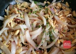 洋葱炒鸭蛋的做法图解7