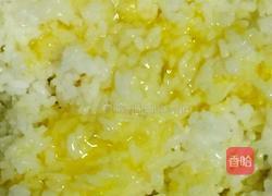 炒大米饭的做法图解1