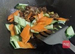 辣白菜炒肉的做法图解6