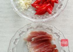 豇豆炒腊肉的做法图解3