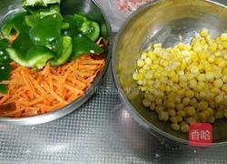 猪肉玉米饺子的做法图解2