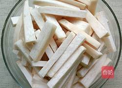 杏鮑菇炒臘肉的做法圖解1