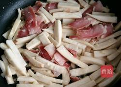 杏鲍菇炒腊肉的做法图解5
