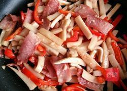 杏鲍菇炒腊肉的做法图解7