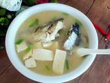 鱼头豆腐煲