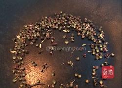 【香辣～水煮牛百叶黄喉】的做法图解3