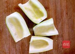 西葫芦炒香菇的做法图解2