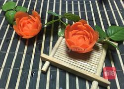 胡萝卜玫瑰花的做法图解1