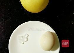 冰糖炖雪梨的做法图解1