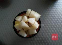 花生冰糖炖雪梨的做法图解5