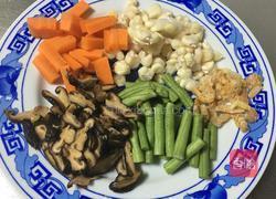 香菇田園蔬菜粥的做法圖解1