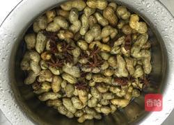 水煮花生的做法图解2