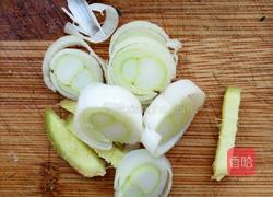 玫瑰大头菜炒辣椒的做法图解4