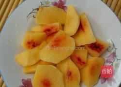 桃子奶昔的做法图解2