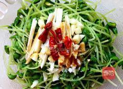 脆拌黑豆苗的做法图解4