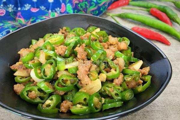 辣椒炒肉末的做法 菜谱 香哈网